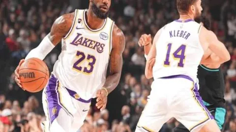 【激战正酣！主队波动中求稳，客队阵容齐整欲破连胜魔咒】